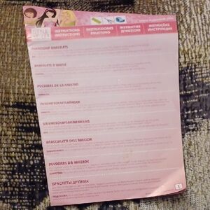 $4 Add-on Style Me Up! Friendship Bracelets Instructions Booklet